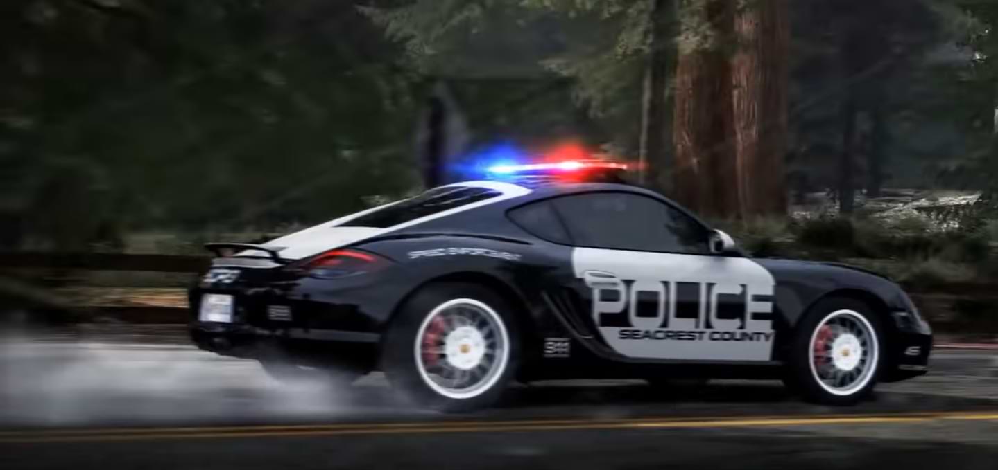 Brutal gameplay of Need for Speed Hot Pursuit Remastered
