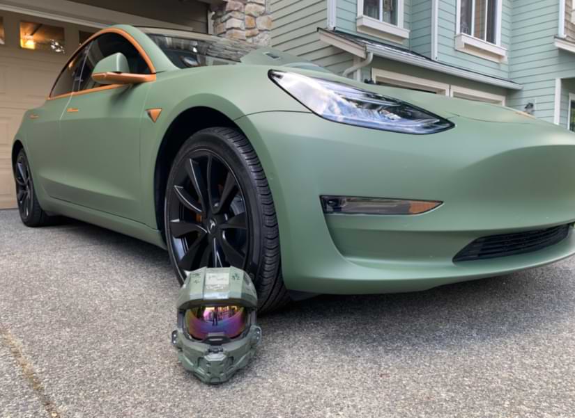 A Halo fan paints his Tesla Model 3 in the Master Chief's colors