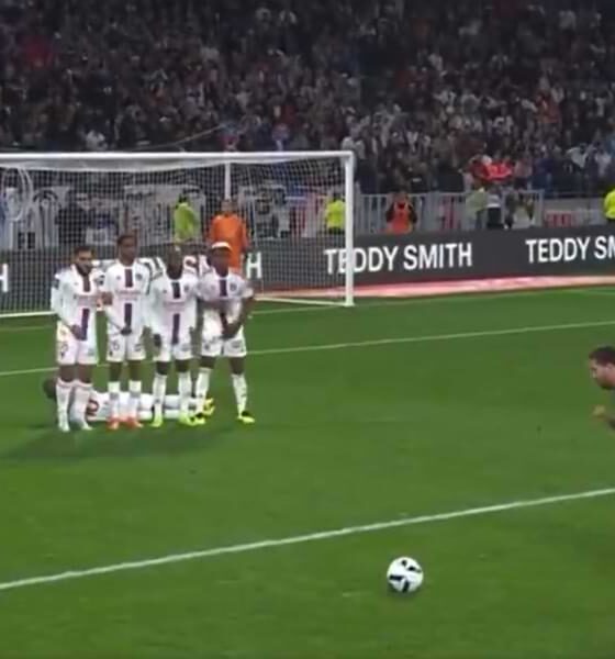 Viral Video Freekick Messi Against Lyon, Camera Quality Like FIFA23 Game